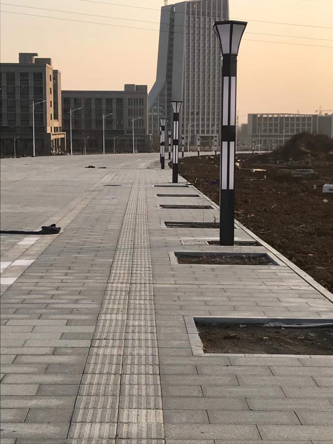 LED路燈、庭院燈、景觀(guān)燈_ led路燈價(jià)格